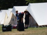 Nach der Ankunft wurden die Zelte eingeräumt...